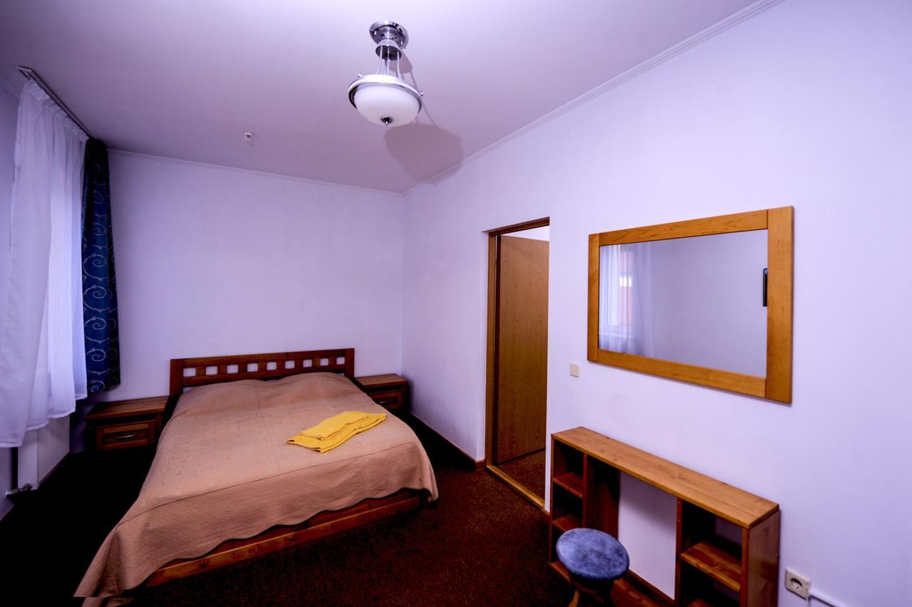 Hotel Radiola Jaremtje Exteriör bild