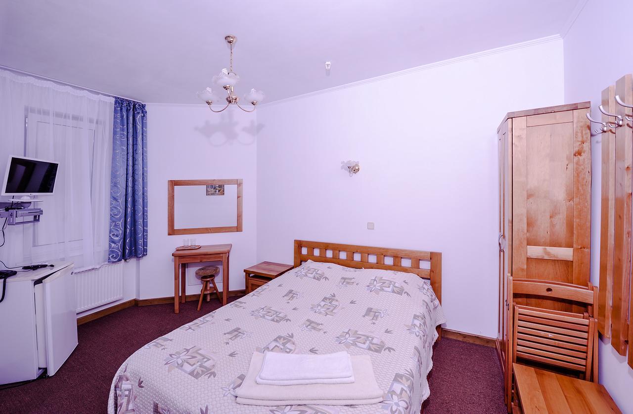 Hotel Radiola Jaremtje Exteriör bild